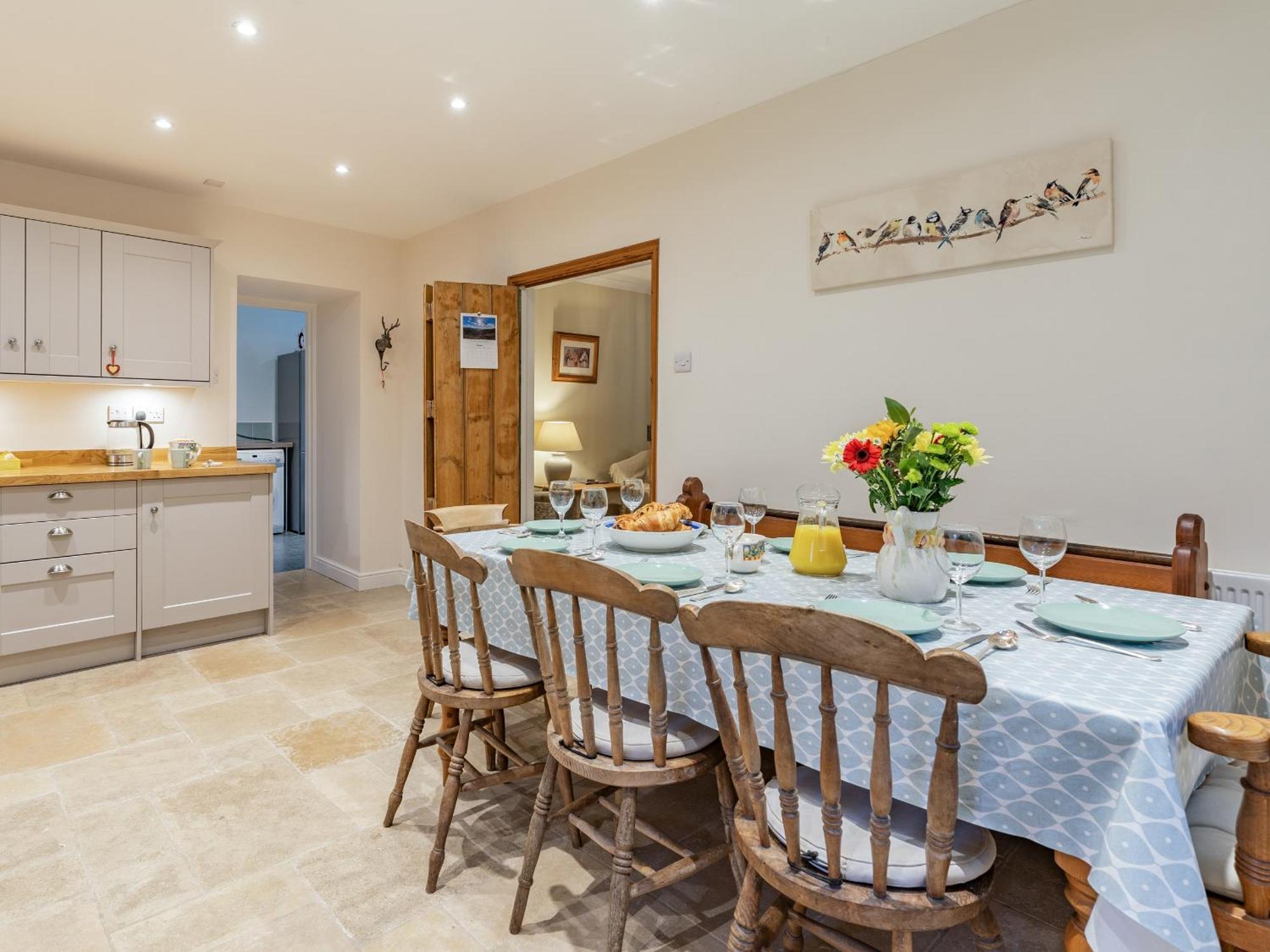 Pwll Farmhouse Llanllawdog Eksteriør bilde