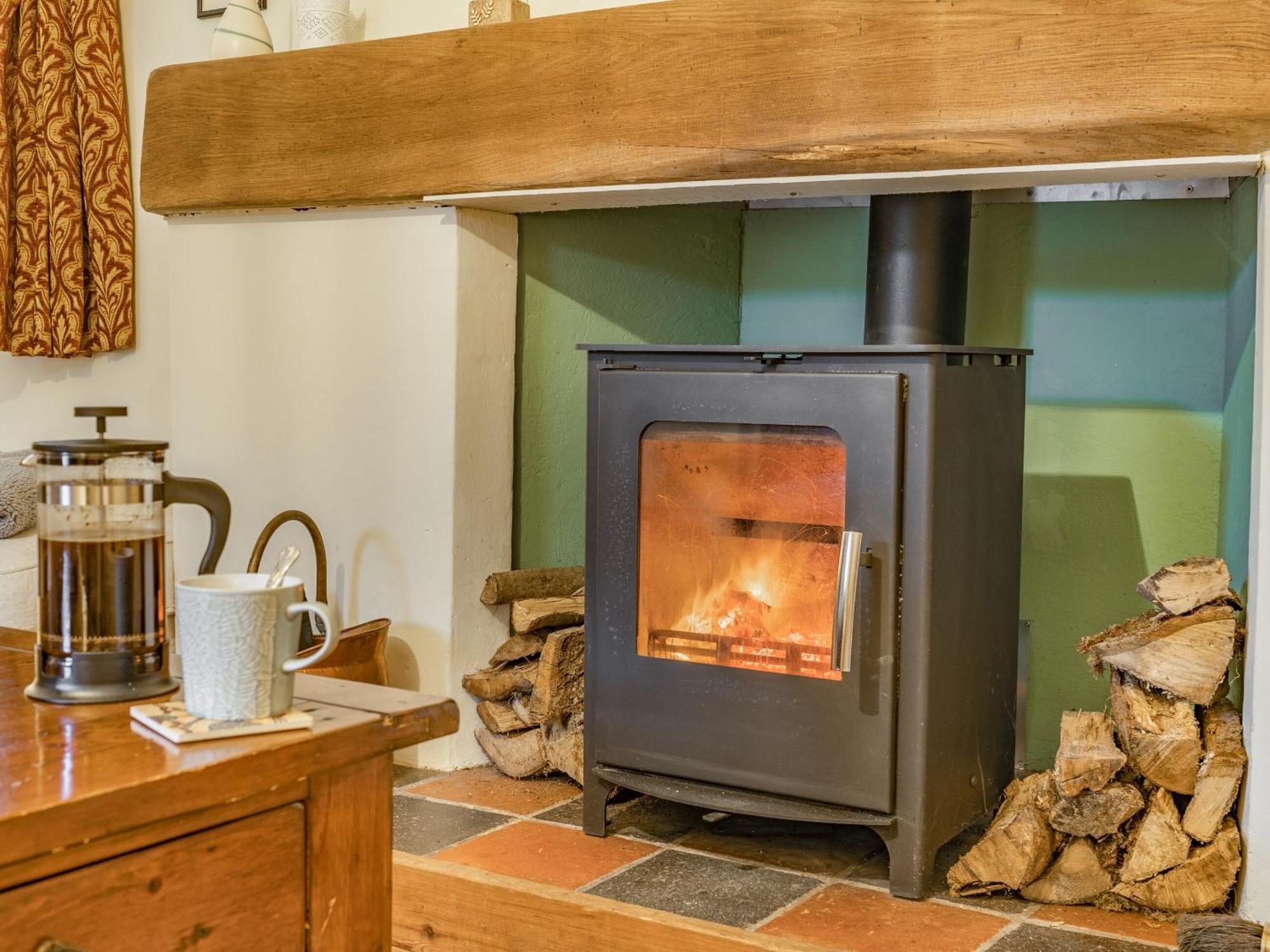 Pwll Farmhouse Llanllawdog Eksteriør bilde